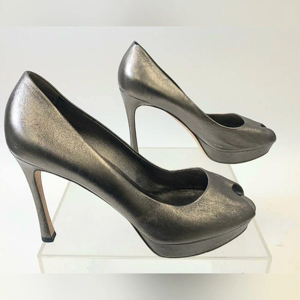 YSL Gold Pumps - Picture 12 of 16